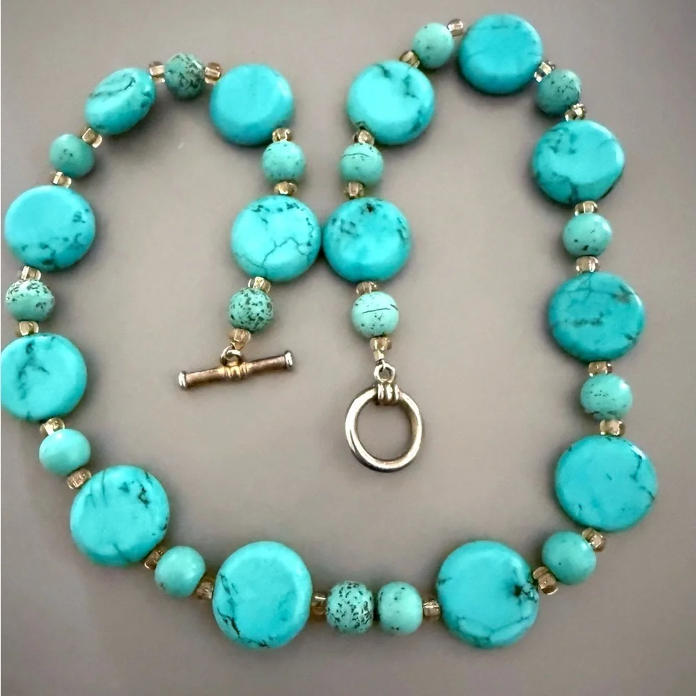 Southwestern Turquoise Howlite Gemstone Statement Necklace 18 Inches - Picture 4 of 5
